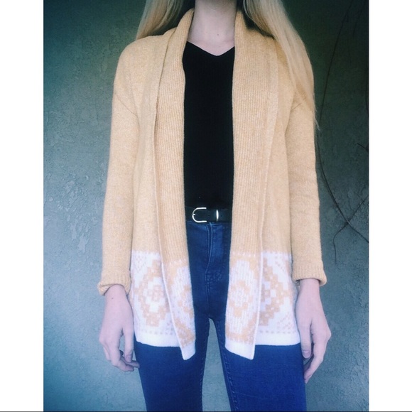 Yellow white Aztec Old Navy cardigan jacket - Picture 1 of 4